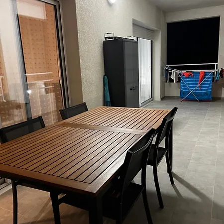 T2 Neuf U Scalu Apartment